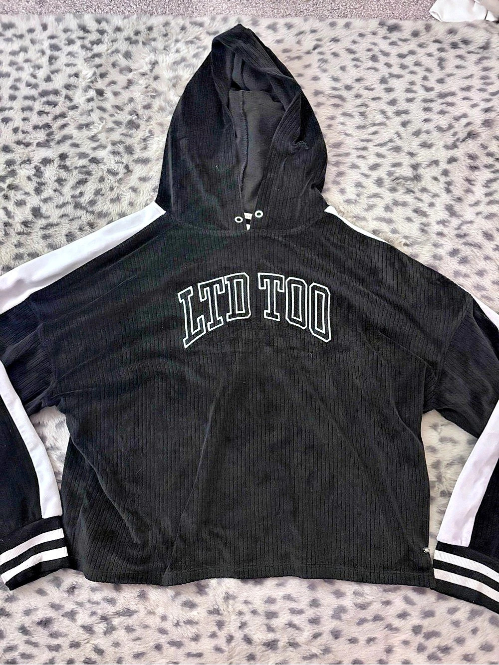 Limited Too Large Black & White Cropped Hoodie
